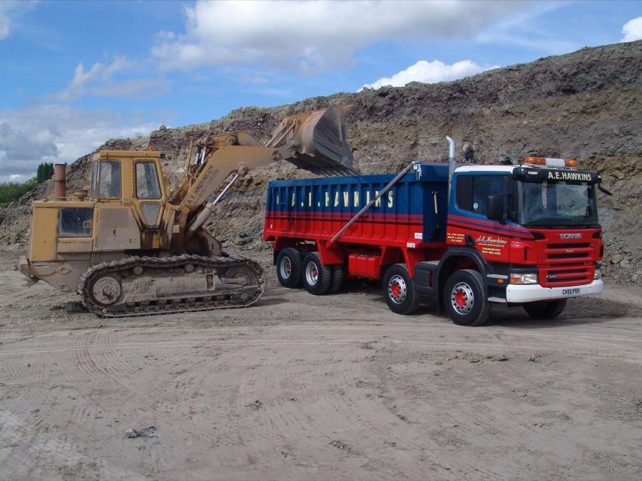 Scania P340 8x4 Tipper 2004 года  (фото 2 из 2)